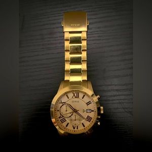 Guess Gold Tone Classic Dress Watch.